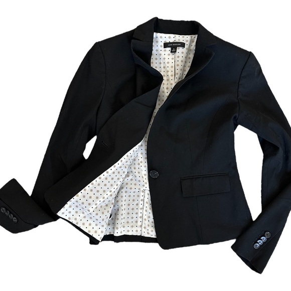 Like New Ann Taylor Women's Long Sleeve Single Button Blazer Business Black Sz 0 - Picture 3 of 16